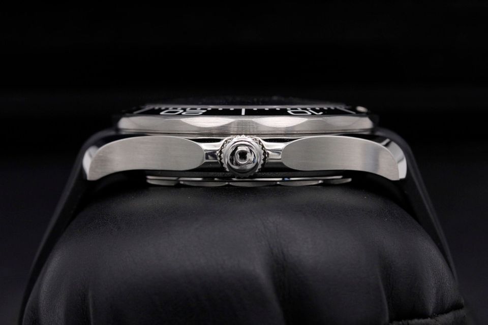 Omega Seamaster Diver 300m 210.32.42.20.04.001 Image 3